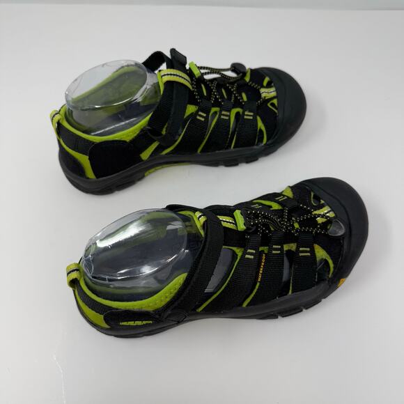 Keen Newport H2 Sandals Big Kids 6 Black Neon Green Hiking Sandals EUC - Picture 10 of 13